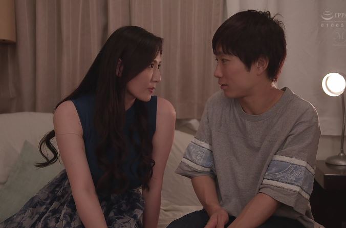 Chồng lạnh nhạt, vợ uống rượu rồi ngoại tình với cậu sinh viên trẻ